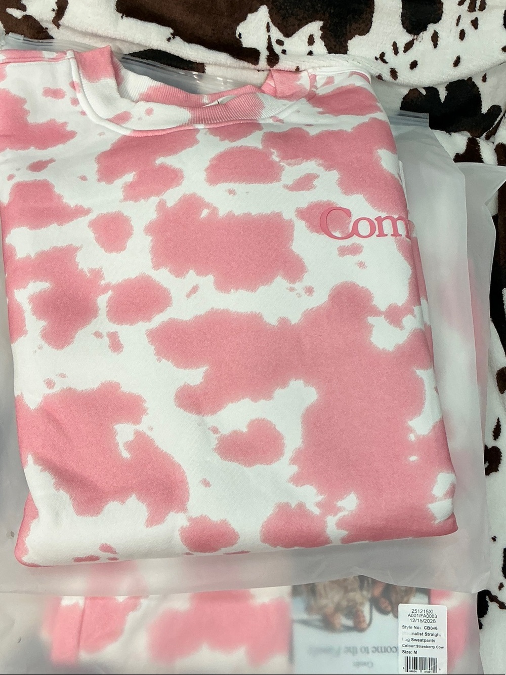 Comfort  Pink Cow Print Crewneck Sweatshirt Set